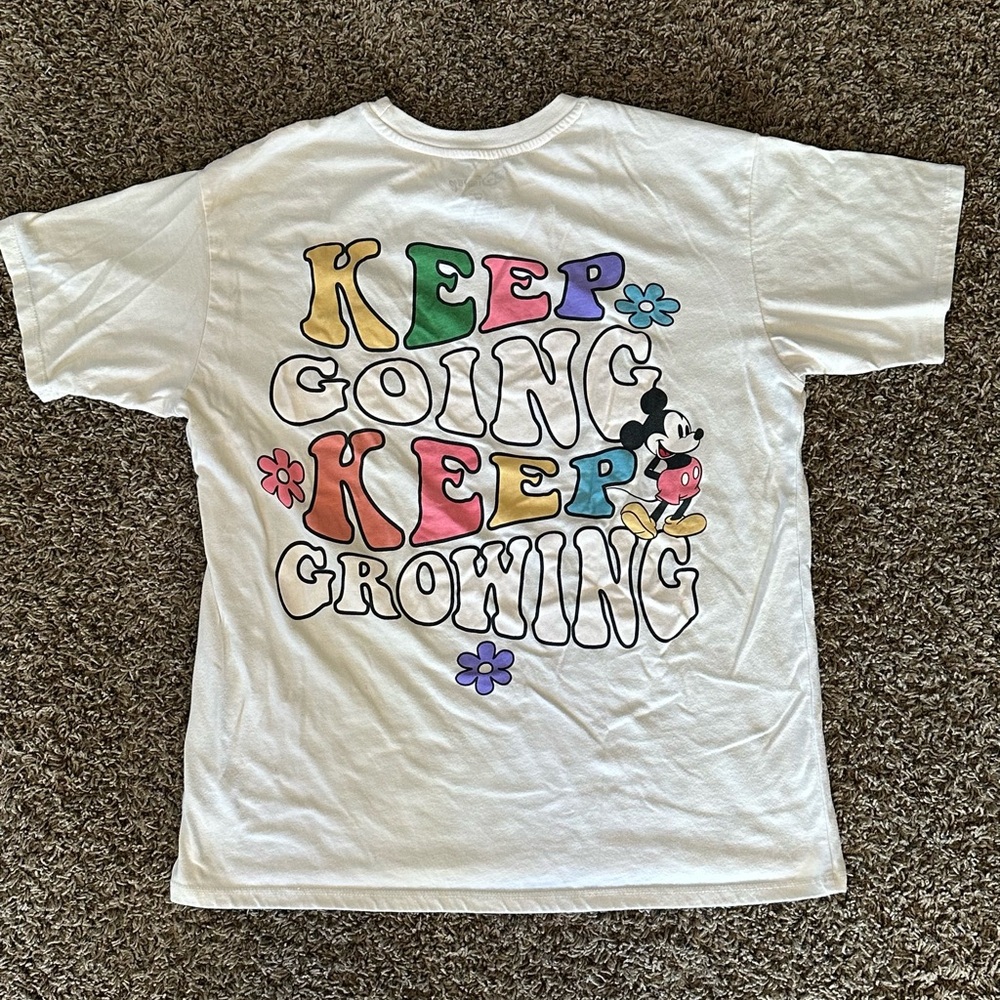 Disney Women’s Mickey Mouse T-Shirt Size 7-8 Adult Medium Front Embroidery